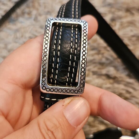 Brighton Black & Brown Leather Crossbody Bag | Adjustable Strap | 11"x7.5"x3" - Picture 5 of 15